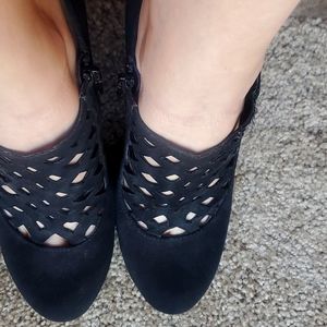 Impo suede booties size 7.5